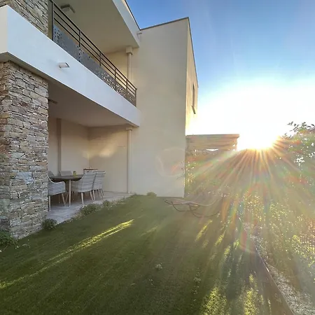 شقة Agreable T2 Avec Jardin 4 Personnes فُياني