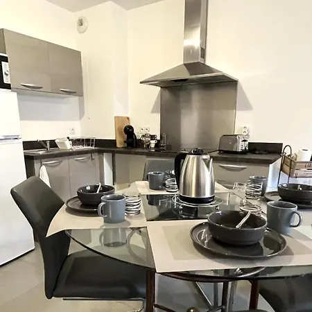 Agreable T2 Avec Jardin 4 Personnes דירה פיוריאני